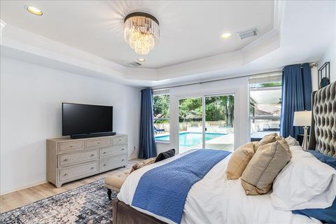Tiny photo for 49 Hedgebrook WAY, The Hills, TX 78738 (MLS # 2576485)