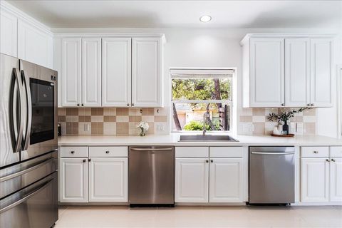 Tiny photo for 49 Hedgebrook WAY, The Hills, TX 78738 (MLS # 2576485)