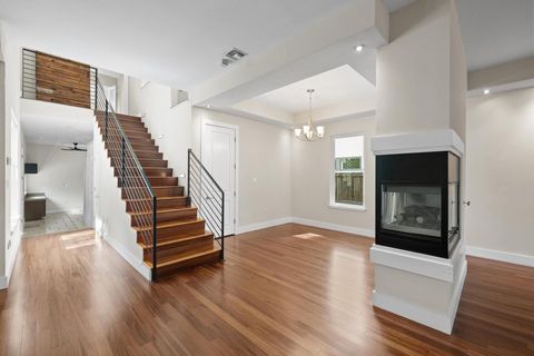 Tiny photo for 815 W Gibson ST, Austin, TX 78704 (MLS # 4271199)