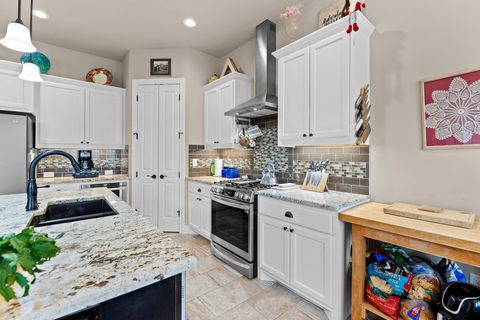 Tiny photo for 204 S Venture BLVD, Point Venture, TX 78645 (MLS # 9788914)