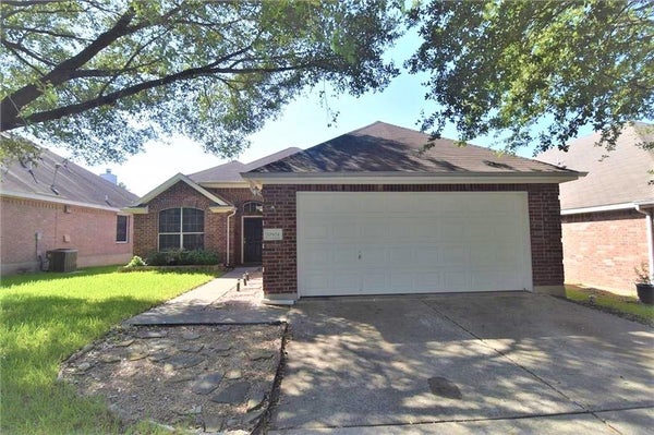 10904 MINT JULEP DR, AUSTIN, TX 78748 - Image b8dccda3b4a84741d480a12c9e9daedb/493601031