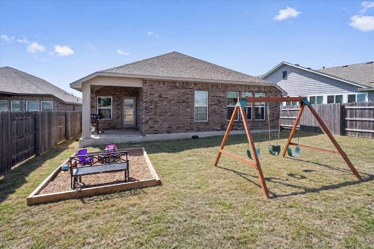 102 Patrick Herndon DR