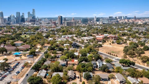 Photo of 1113 Lawson LN, Austin, TX 78702 (MLS # 5054529)