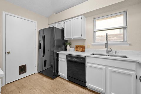 Tiny photo for 10559 BILBROOK PL, Austin, TX 78748 (MLS # 8857432)