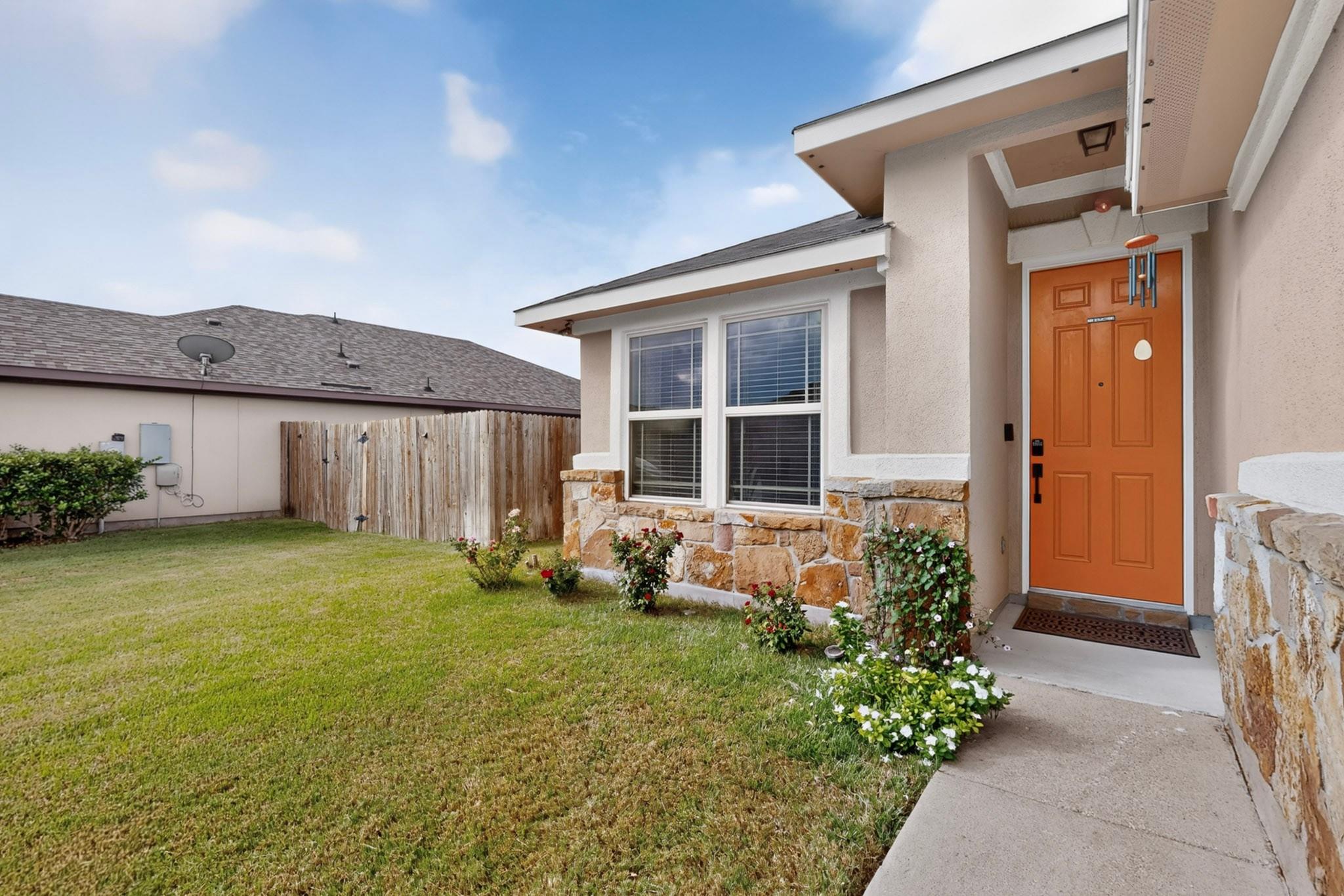 19201 Nicole LN