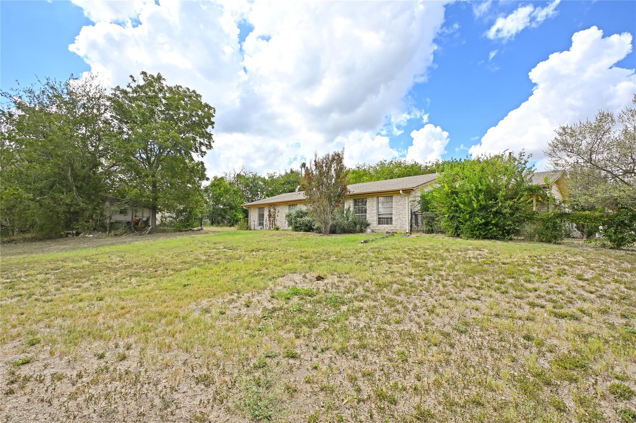 1629 Us-183 ST