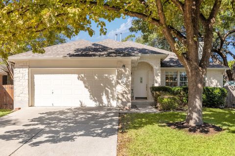 Tiny photo for 6121 Jumano LN, Austin, TX 78749 (MLS # 4392058)