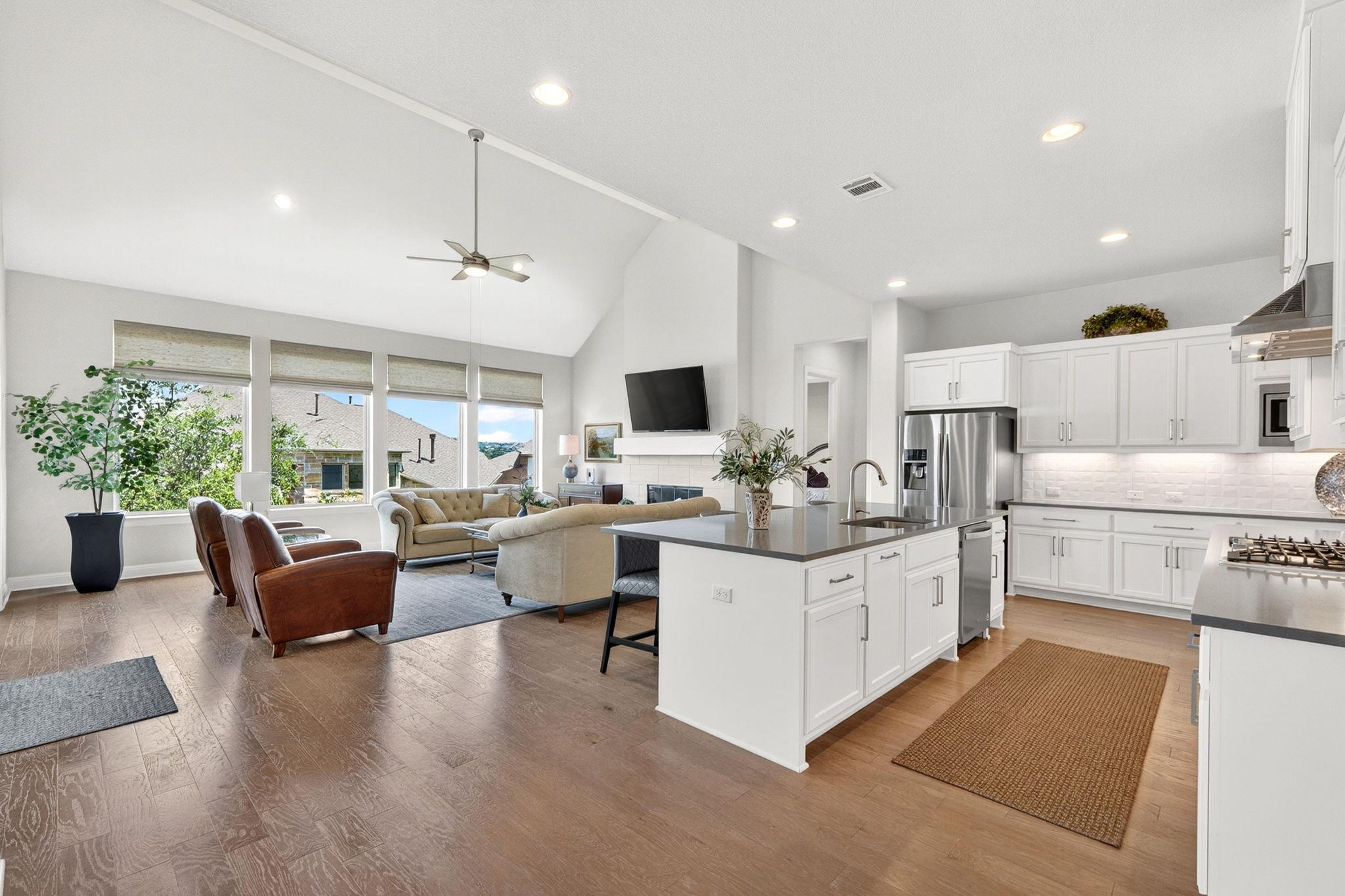 2407 Skywalk LN 61