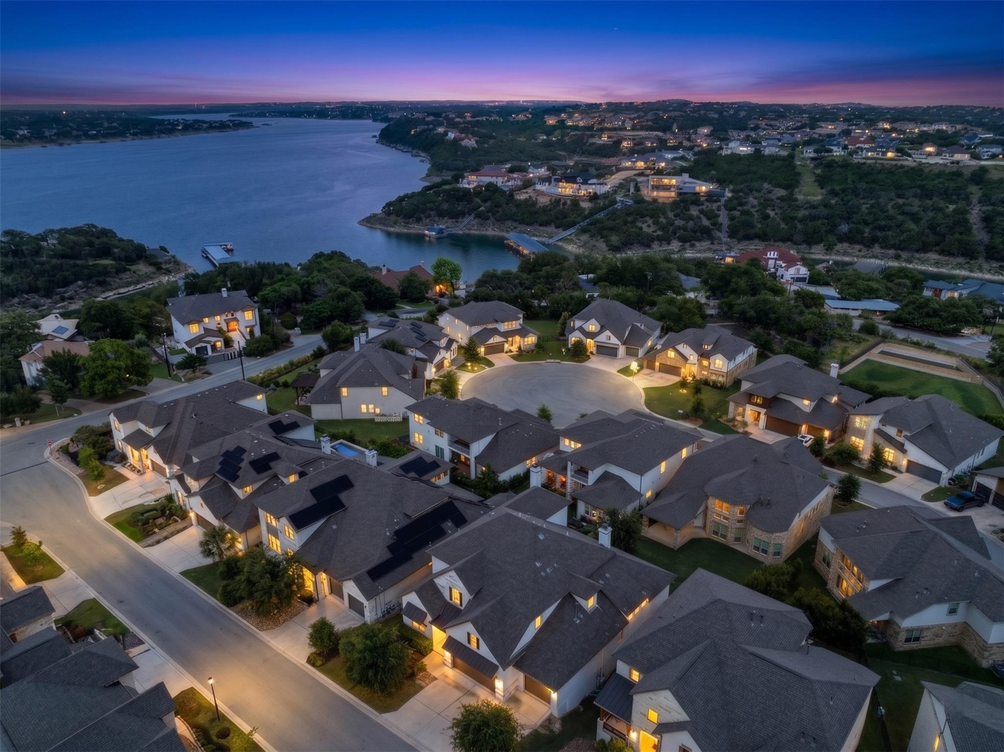 2407 Skywalk LN 61