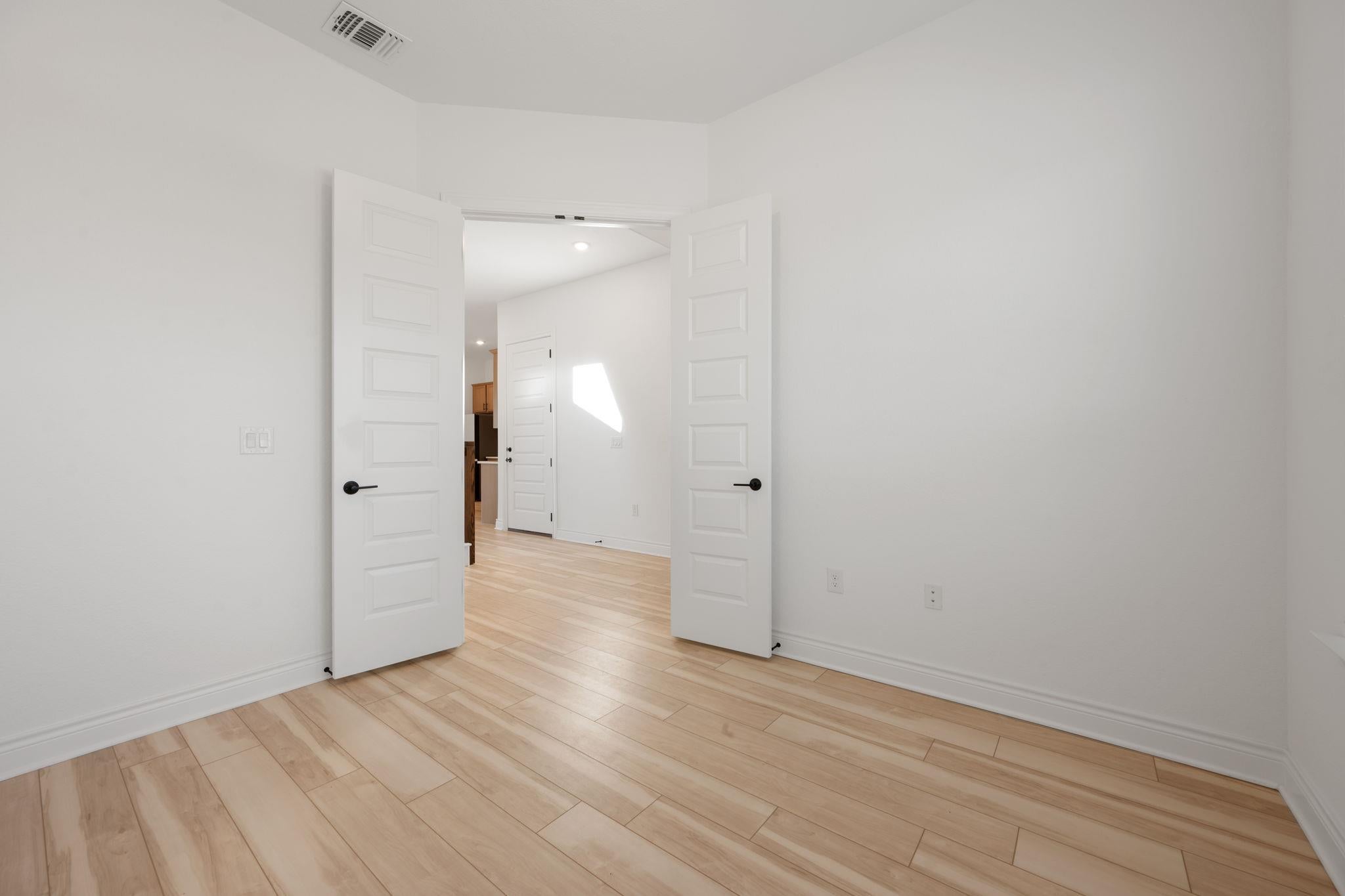 2137 Spokane DR