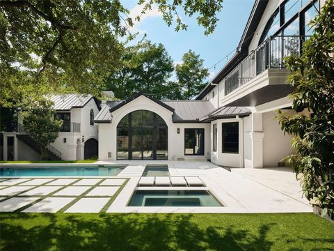 Photo of 13 Niles RD, Austin, TX 78703 (MLS # 6241878)