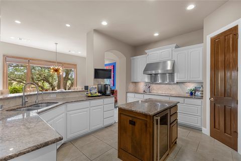 Tiny photo for 19 San Savio CT, Austin, TX 78738 (MLS # 2576287)