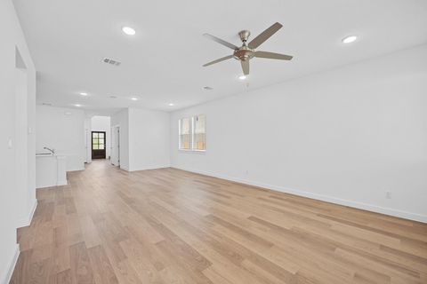 Tiny photo for 8016 Shining Flor RUN, Lago Vista, TX 78645 (MLS # 6640693)