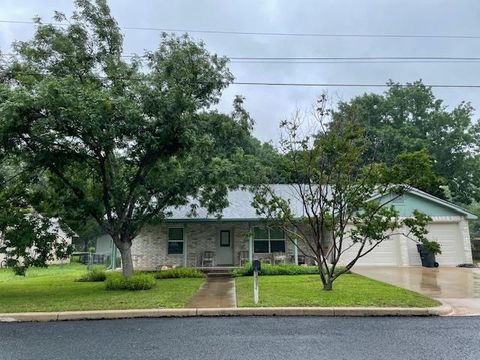 514 Hackberry ST W Fredericksburg TX 78624