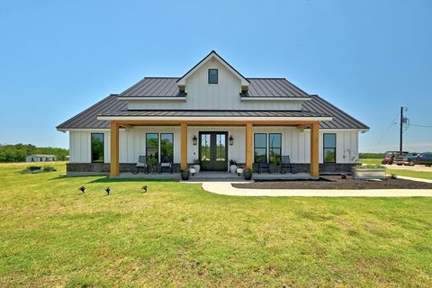 Photo of 2889 Old McMahan RD, Lockhart, TX 78644 (MLS # 2767287)