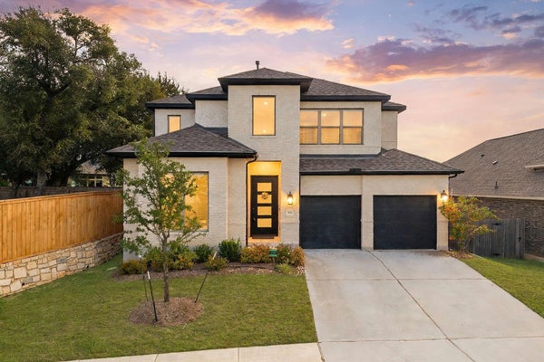 186 CYRUS MILTON DR, BUDA, TX 78610 - Image b96ed346ecfa0d147d952b0bf805fdda/1468147531
