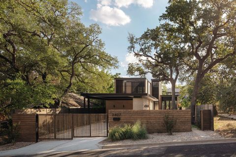 Photo of 2407 W 10th ST, Austin, TX 78703 (MLS # 4462432)