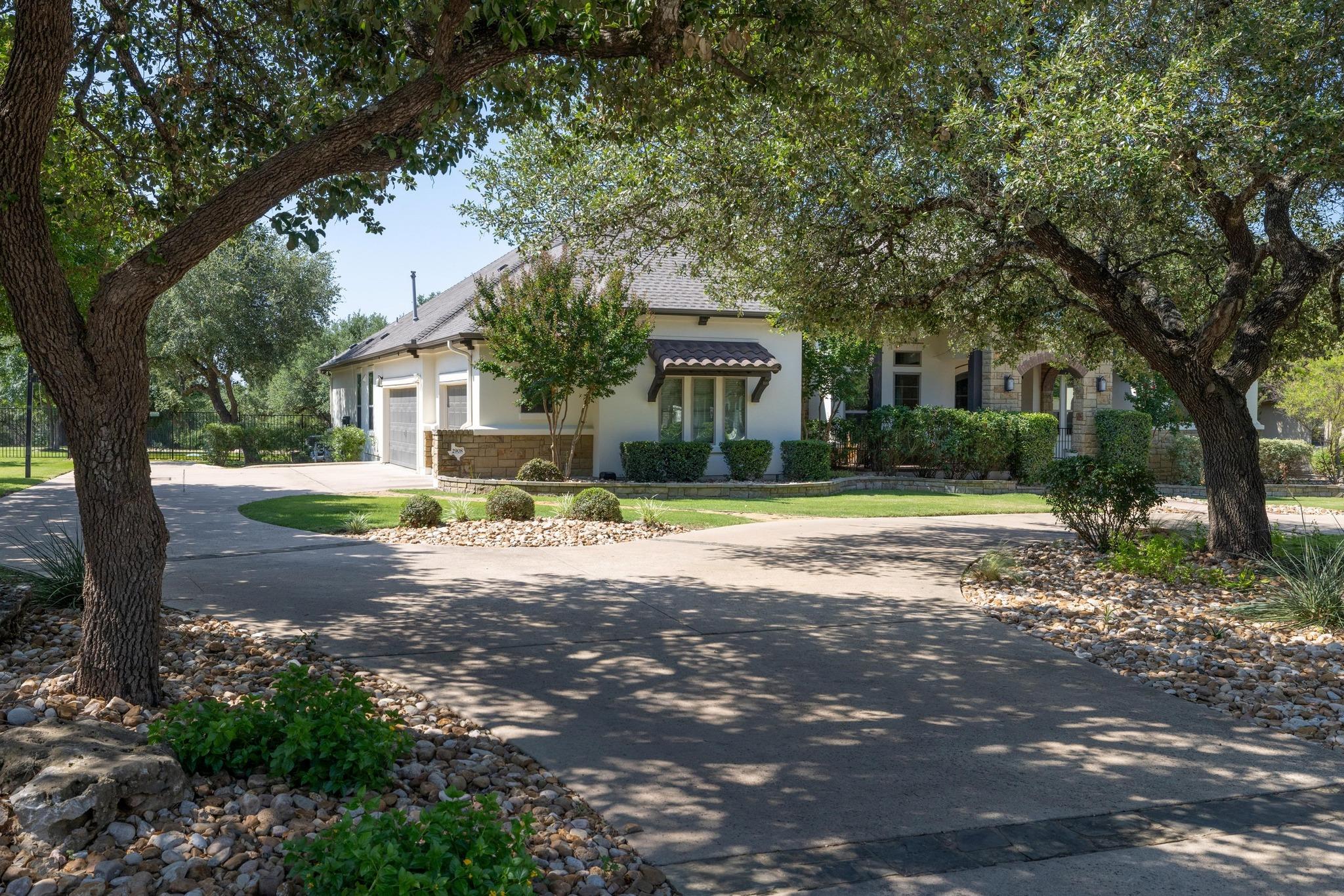 2908 Vista Heights DR