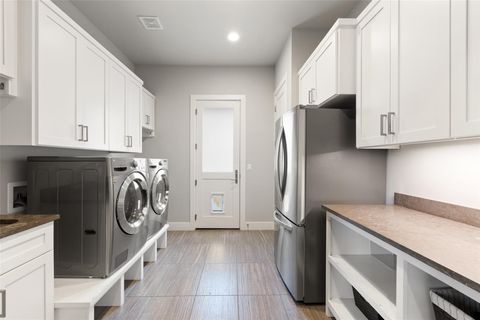 Tiny photo for 409 Bowcross PT, Austin, TX 78738 (MLS # 9222541)