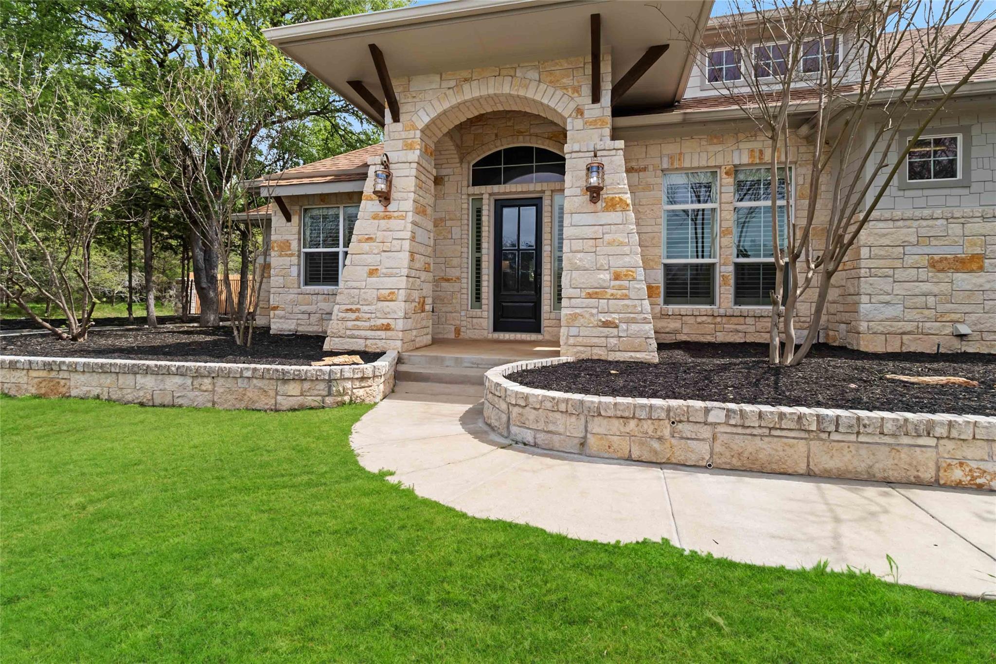 129 Valley View DR