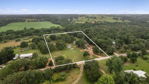 1302 County Road 316 RD Lexington TX 78947