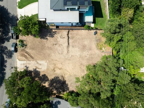 1902 Westridge DR Austin TX 78704