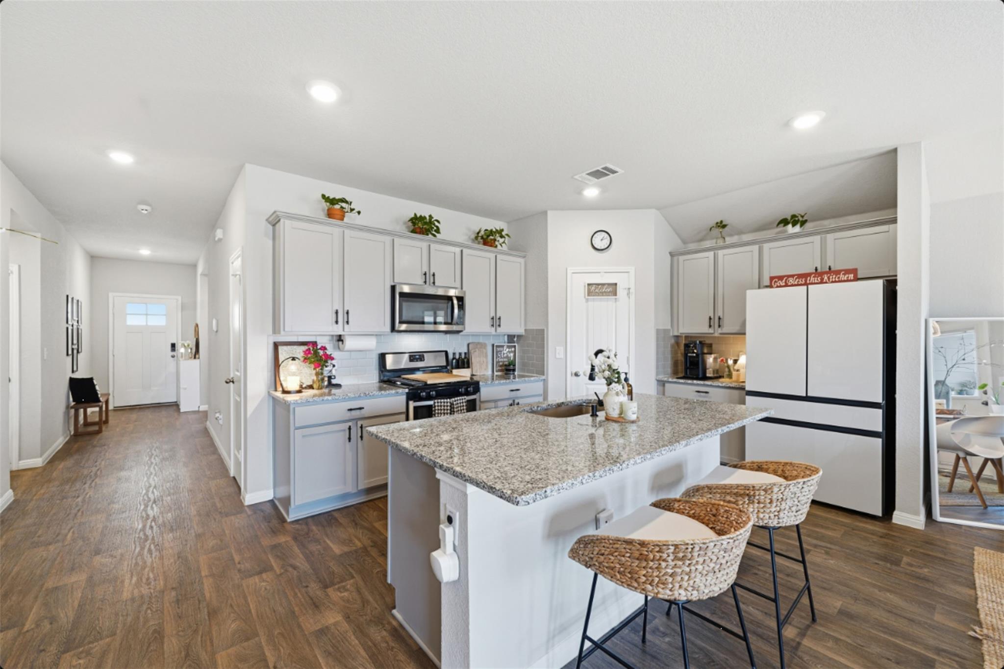 19616 Ann Richards Ave