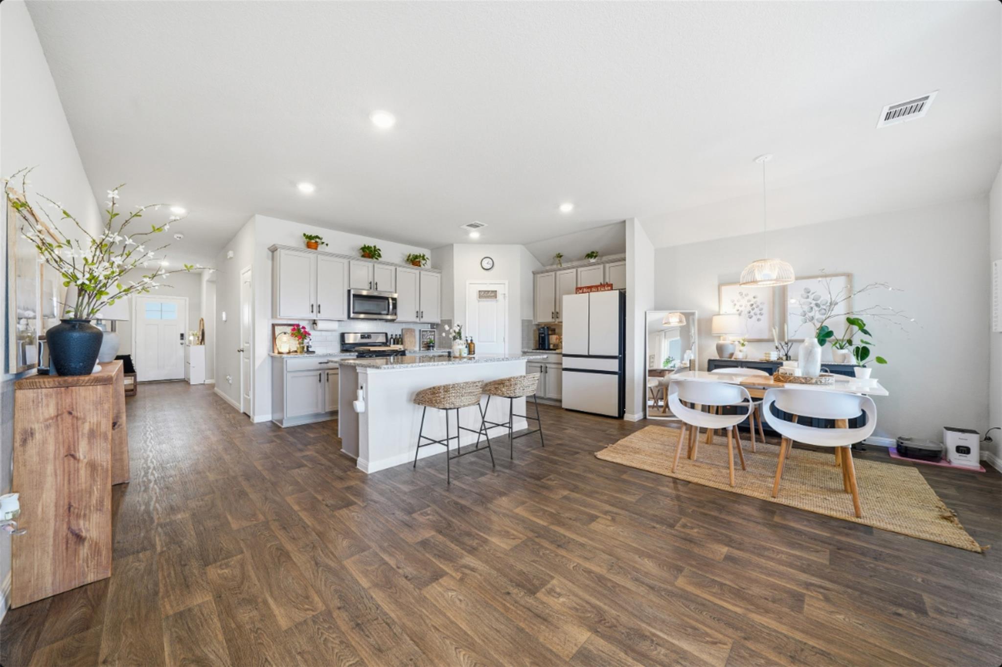 19616 Ann Richards Ave