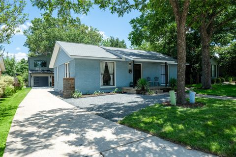 Photo of 1404 Justin LN, Austin, TX 78757 (MLS # 5204132)