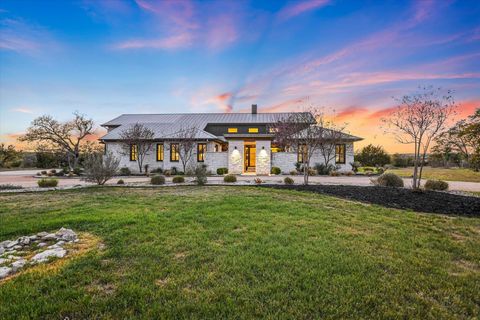 343 Pug Rippy Dripping Springs TX 78620
