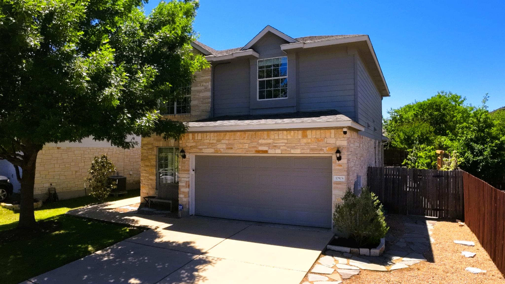 10908 Crazy Well DR