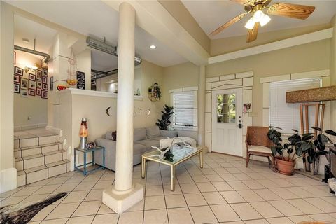 Photo of 1712 Lakeshore DR #A, Austin, TX 78746 (MLS # 6122632)