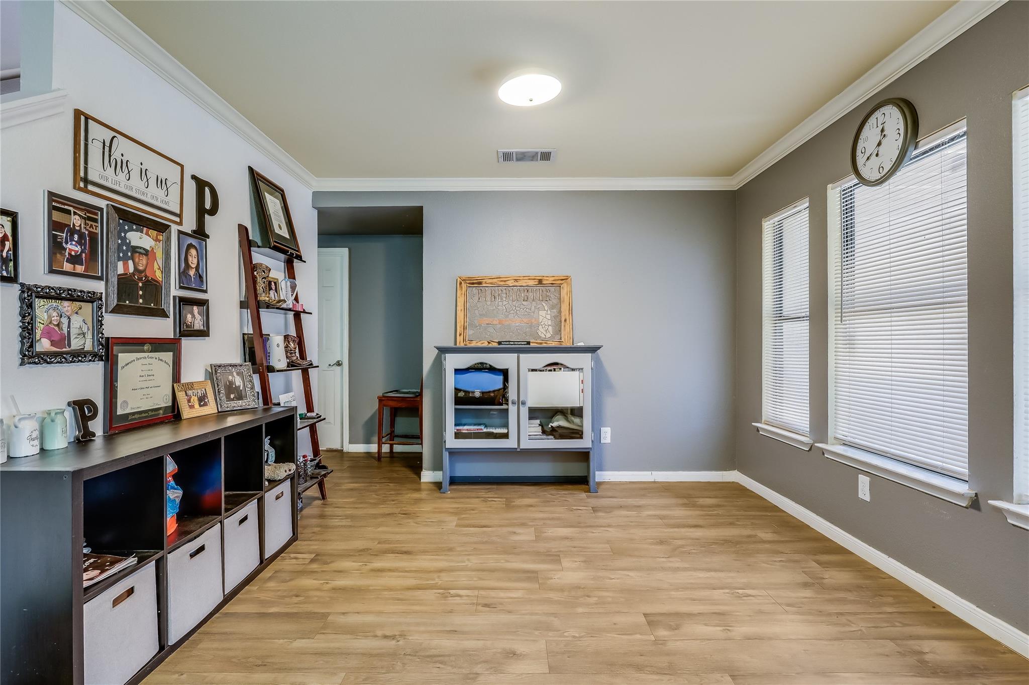 2718 Georgian DR