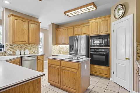 Tiny photo for 10608 PORTRUSH CT, Austin, TX 78747 (MLS # 2829139)