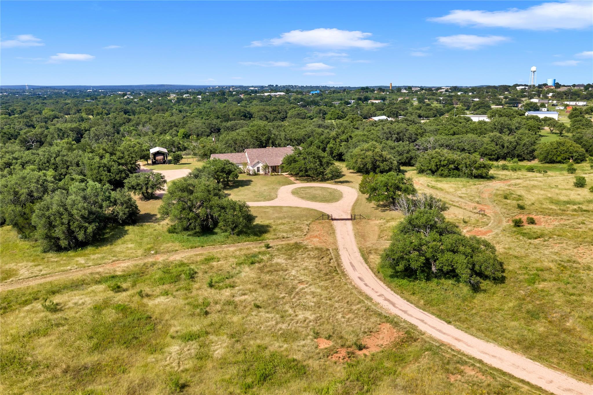 627 Ranch Road 2323