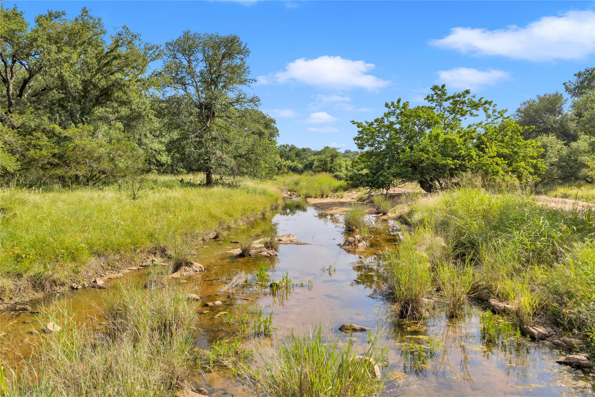 627 Ranch Road 2323