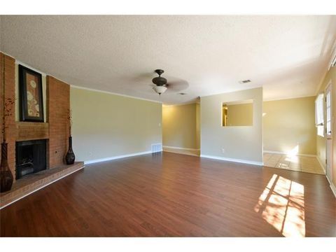 Tiny photo for 7901 Croftwood DR, Austin, TX 78749 (MLS # 7350674)