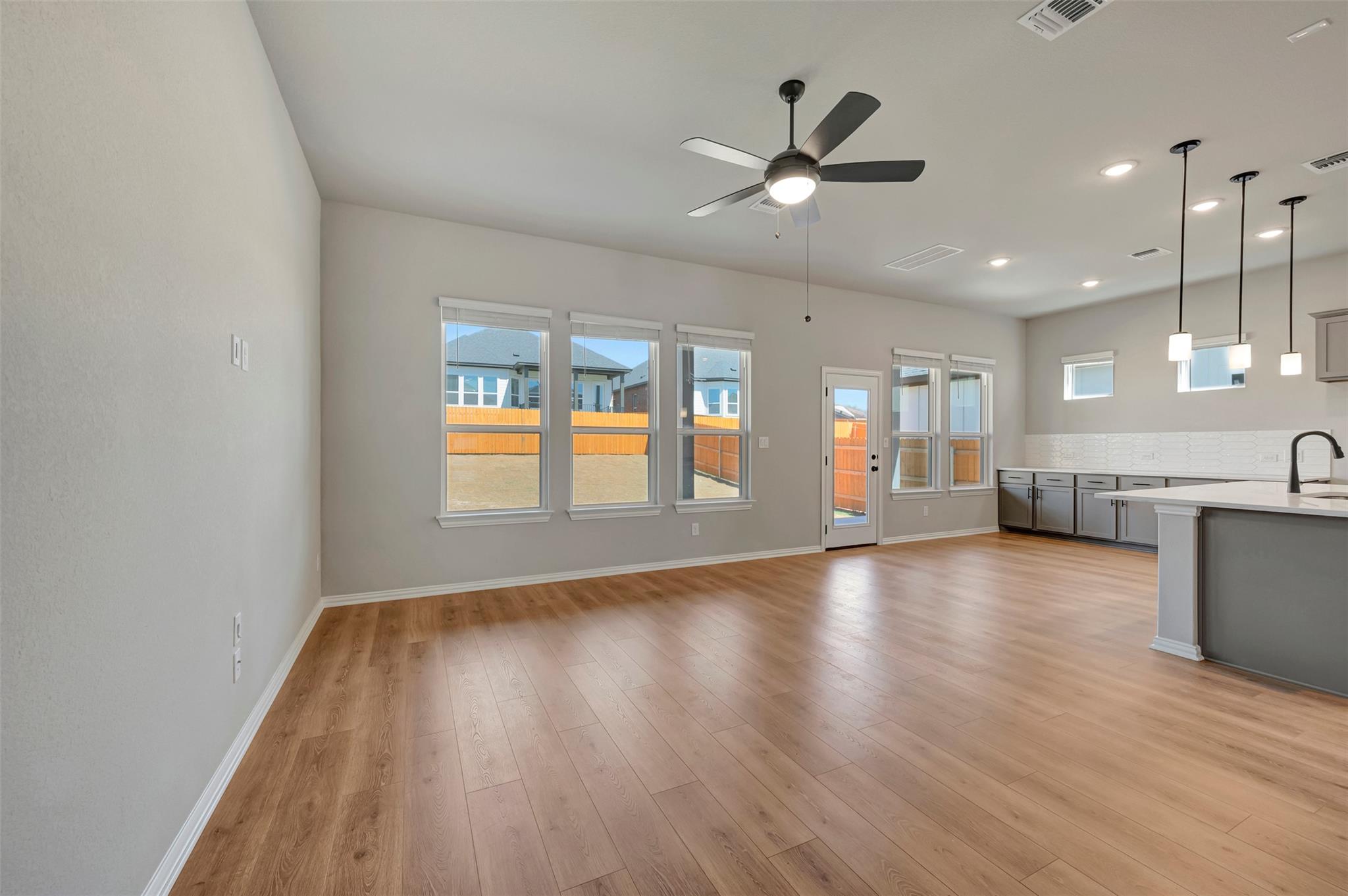 186 Grayson Elm PASS