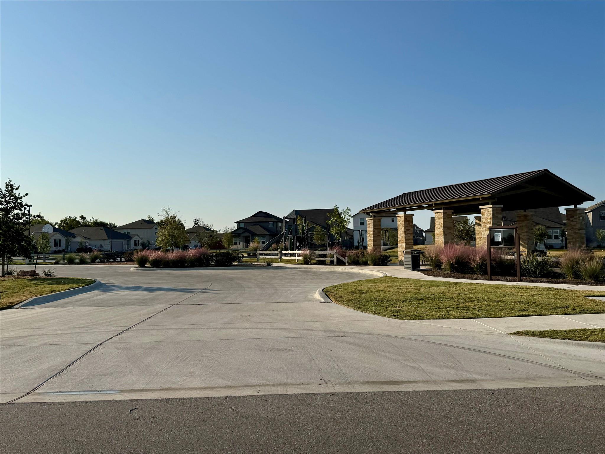 103 Fairmeadow Downs DR