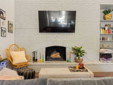 Tiny photo for 1307 E Saint Johns Ave #B, Austin, TX 78752 (MLS # 4234137)