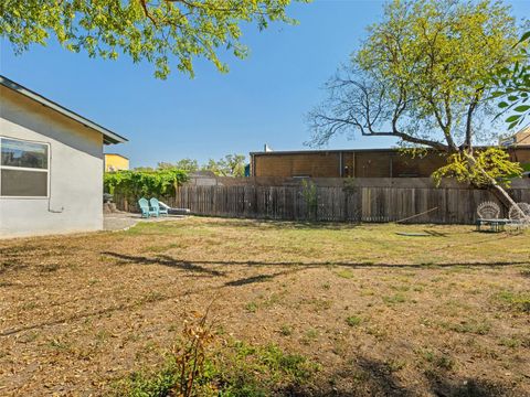 Tiny photo for 1307 E Saint Johns Ave #B, Austin, TX 78752 (MLS # 4234137)