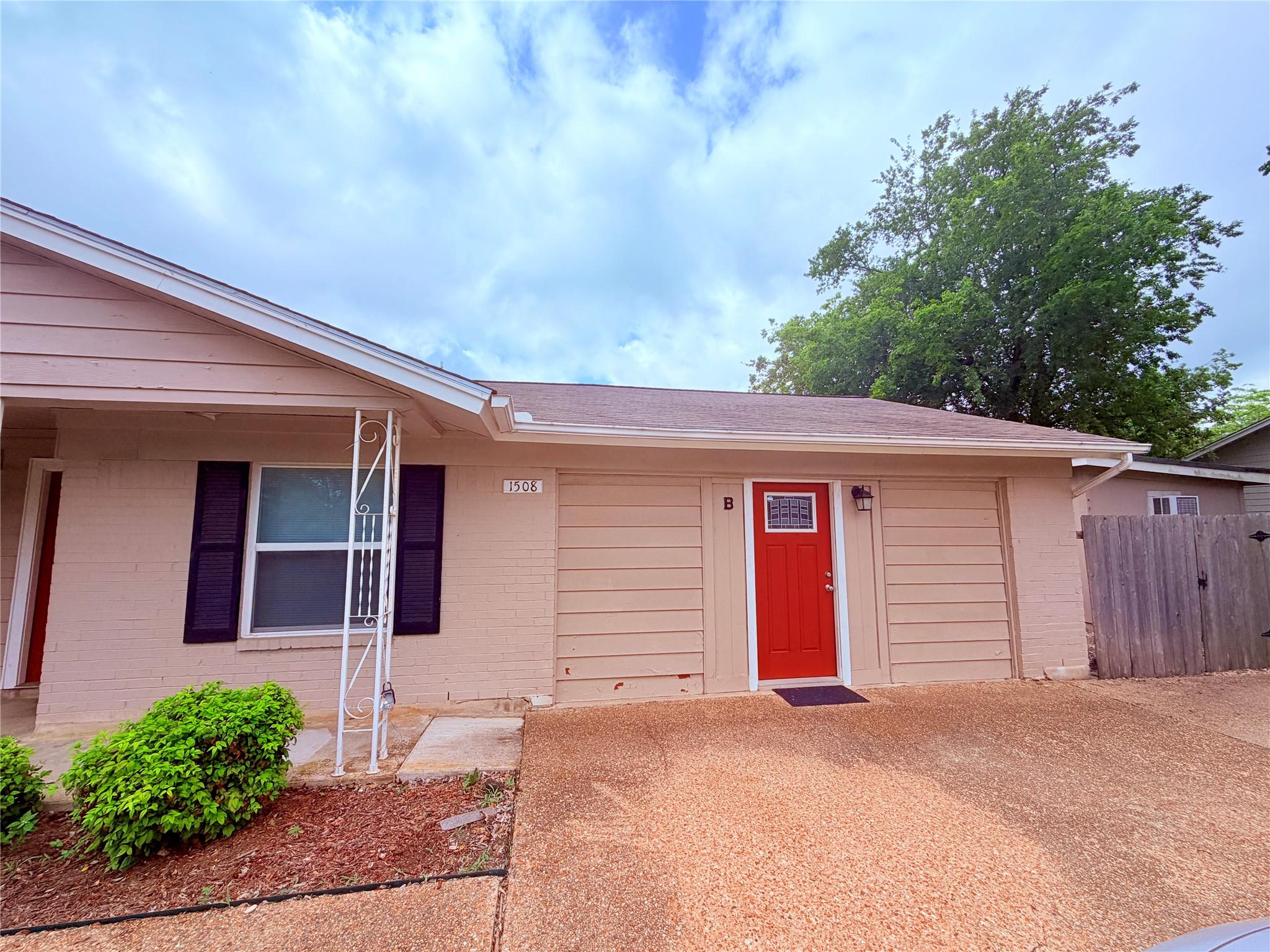 Photo 1 of 13 — 1508 Big Meadow DR B, Cedar Park, TX 78613