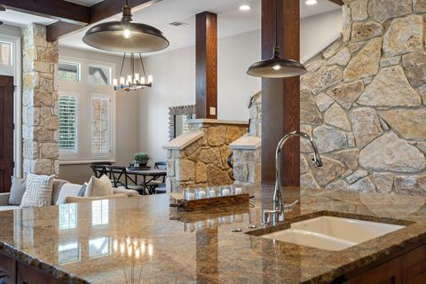 Tiny photo for 2002 Kinney Ave #B, Austin, TX 78704 (MLS # 6951473)