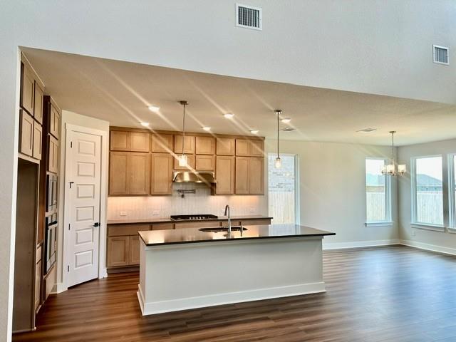 19600 Erna DR