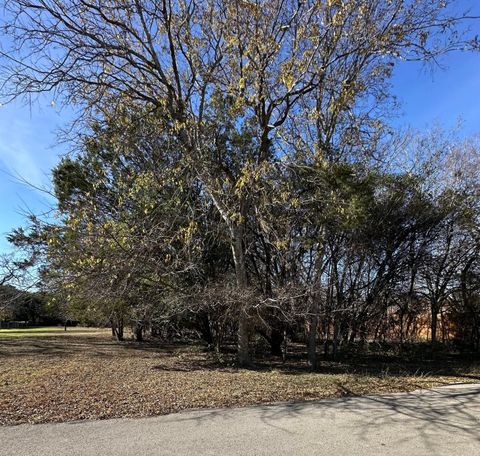 Photo of 11302 Circle DR, Austin, TX 78748 (MLS # 9270810)