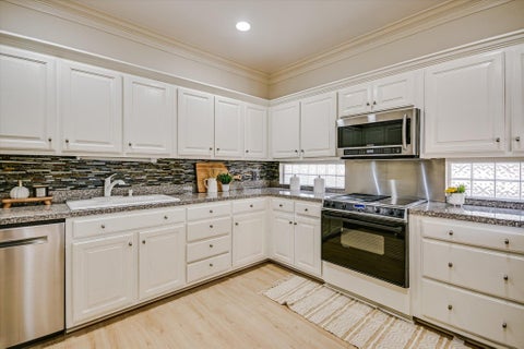 Tiny photo for 6911 Cat Creek RUN, Austin, TX 78731 (MLS # 9859266)