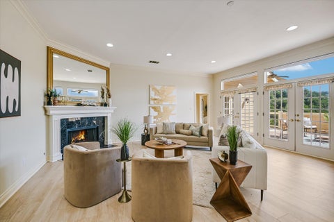 Photo of 6911 Cat Creek RUN, Austin, TX 78731 (MLS # 9859266)