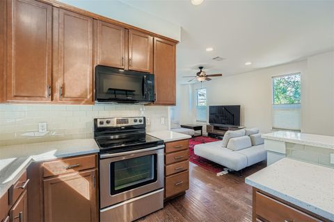 Tiny photo for 2709 E 13th ST, Austin, TX 78702 (MLS # 5507985)