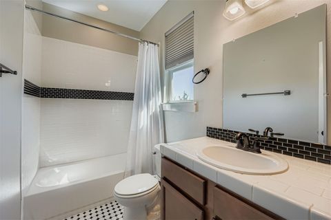 Tiny photo for 2709 E 13th ST, Austin, TX 78702 (MLS # 5507985)