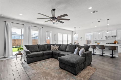 Photo of 8209 Bestride BND, Austin, TX 78744 (MLS # 8306330)
